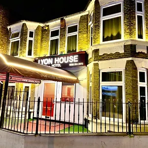 lyon-house-hotel.cambridgehotelsuk.com/
